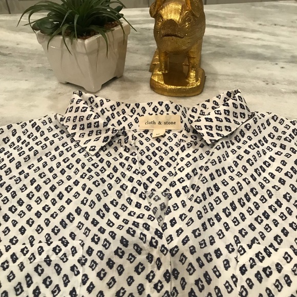 Anthropologie Cloth & Stone Button Blouse M NWOT! - Picture 3 of 5
